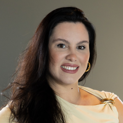 Cassia Camila Machado